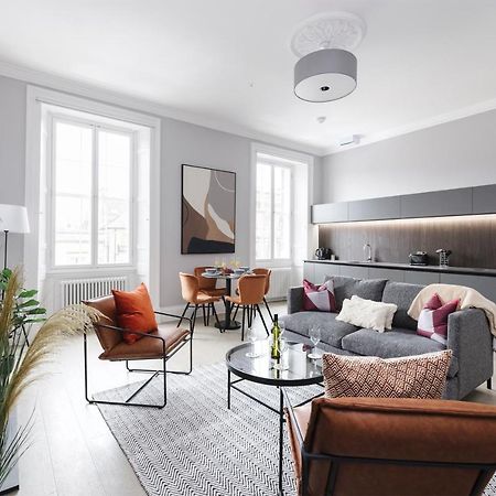 Joivy Luxurious Apt On Notable George Street Edimburgo Exterior foto