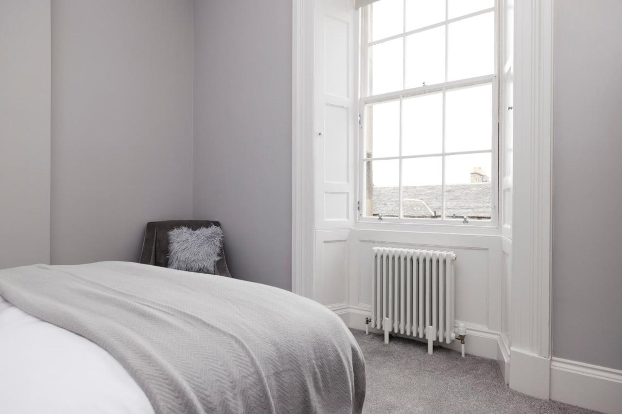Joivy Luxurious Apt On Notable George Street Edimburgo Exterior foto