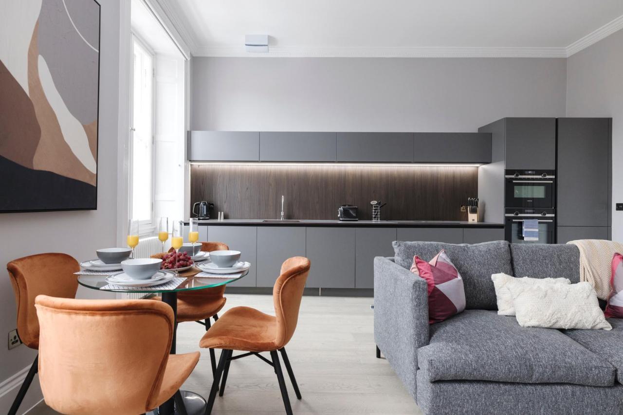 Joivy Luxurious Apt On Notable George Street Edimburgo Exterior foto